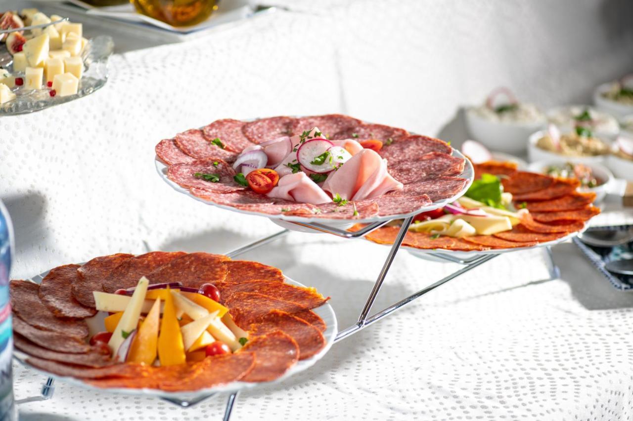 Campeador Inn Cluj-Napoca Ngoại thất bức ảnh